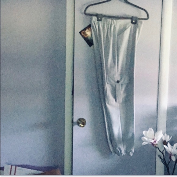 NWT Grey Comfort Style Cargo Pants - Picture 2 of 6